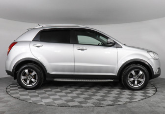 Подержанный автомобиль SsangYong Actyon 2012 года (4 фото)