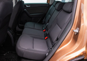 Подержанный автомобиль Skoda Yeti 2012 года (11 фото)