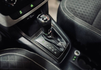 Подержанный автомобиль Skoda Yeti 2016 года (15 фото)