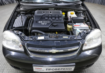 Подержанный автомобиль Chevrolet Lacetti Wagon 2008 года (9 фото)