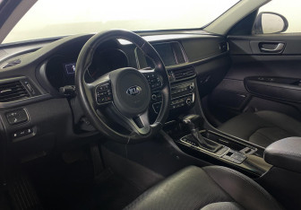 Подержанный автомобиль Kia Optima Sedan 2017 года (7 фото)