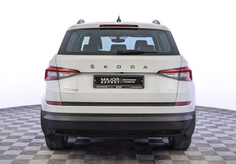 Подержанный автомобиль Skoda Kodiaq 2021 года (6 фото)