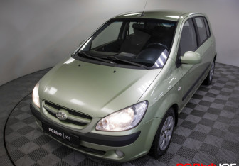 Подержанный автомобиль Hyundai Getz 2007 года (17 фото)