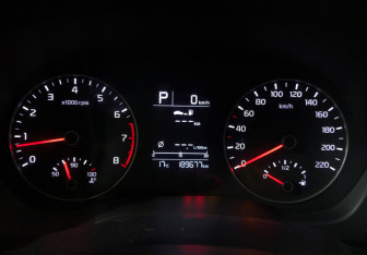 Подержанный автомобиль Kia Rio Hatchback 2021 года (15 фото)