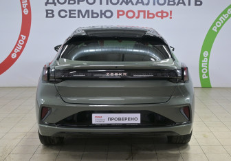 Подержанный автомобиль Zeekr 001 2024 года (5 фото)