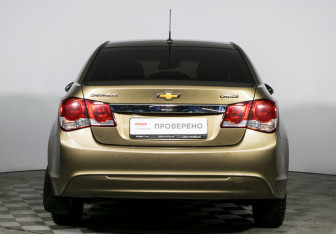 Подержанный автомобиль Chevrolet Cruze Sedan 2013 года (4 фото)
