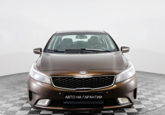 Подержанный автомобиль Kia Cerato Sedan 2017 года (2 фото)