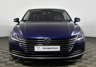 Подержанный автомобиль Volkswagen Arteon 2019 года (2 фото)