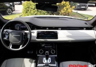 Подержанный автомобиль Land Rover Range Rover Evoque 2020 года (9 фото)