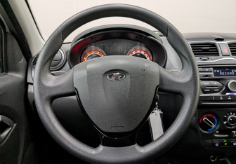 Подержанный автомобиль LADA (ВАЗ) Granta Wagon 2025 года (20 фото)