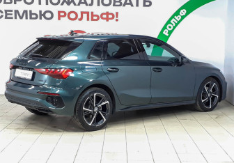 Подержанный автомобиль Audi A3 Hatchback 2021 года (4 фото)