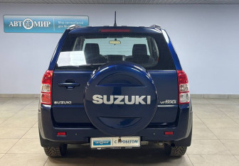 Подержанный автомобиль Suzuki Grand Vitara 2014 года (6 фото)