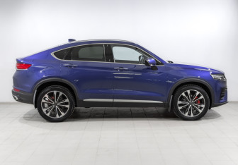 Подержанный автомобиль Geely Tugella 2021 года (4 фото)