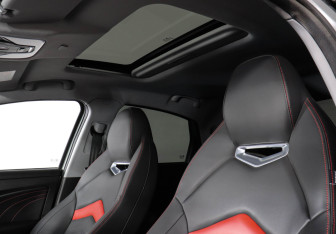 Подержанный автомобиль Kaiyi E5 2023 года (15 фото)