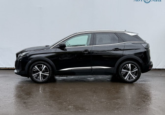 Подержанный автомобиль Peugeot 3008 2021 года (8 фото)