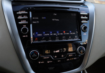 Подержанный автомобиль Nissan Murano Suv 2017 года (23 фото)