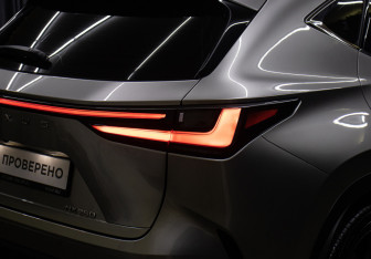 Подержанный автомобиль Lexus NX 2023 года (24 фото)
