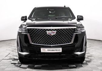 Подержанный автомобиль Cadillac Escalade Suv 2022 года (2 фото)