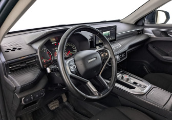 Подержанный автомобиль Haval Jolion 2023 года (15 фото)