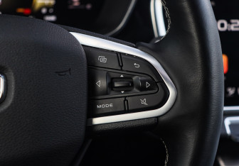 Подержанный автомобиль Geely Atlas Pro 2024 года (26 фото)