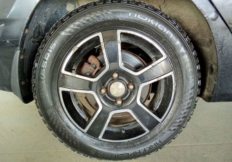 Подержанный автомобиль Hyundai Solaris Hatchback 2011 года (18 фото)