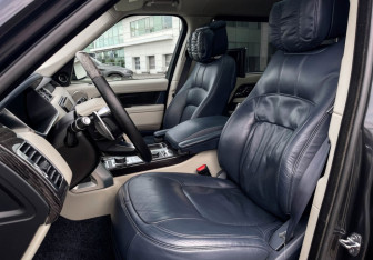 Подержанный автомобиль Land Rover Range Rover 2019 года (15 фото)