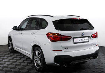 Подержанный автомобиль BMW X1 2019 года (7 фото)