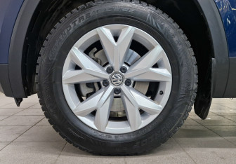 Подержанный автомобиль Volkswagen Teramont 2018 года (12 фото)