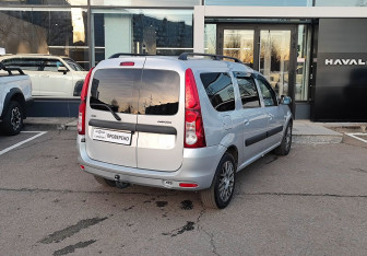 Подержанный автомобиль LADA (ВАЗ) Largus Wagon 2014 года (5 фото)