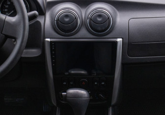 Подержанный автомобиль Nissan Almera Sedan 2018 года (14 фото)