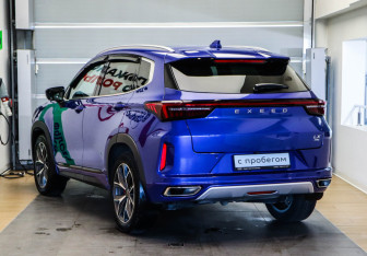 Подержанный автомобиль Exeed LX 2023 года (6 фото)