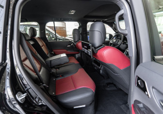 Новый Toyota Land Cruiser Suv 2025 (11 фото)