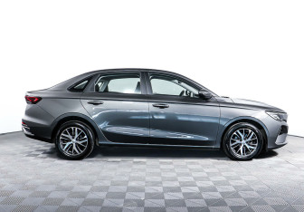 Подержанный автомобиль Geely Emgrand 2023 года (4 фото)