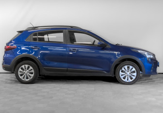 Подержанный автомобиль Kia Rio Hatchback 2021 года (4 фото)