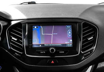 Подержанный автомобиль LADA (ВАЗ) Vesta Sedan 2016 года (9 фото)