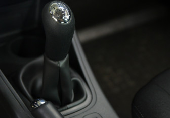 Подержанный автомобиль Renault Fluence 2014 года (14 фото)