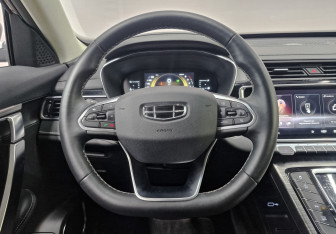 Подержанный автомобиль Geely Atlas Pro 2022 года (20 фото)