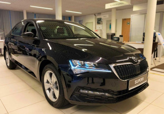 Новый Skoda Superb Liftback 2025 (5 фото)