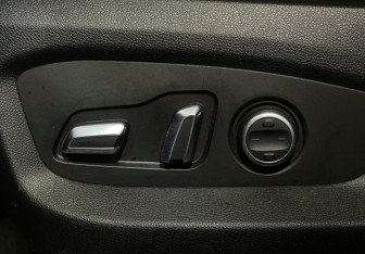 Подержанный автомобиль Exeed VX 2023 года (14 фото)