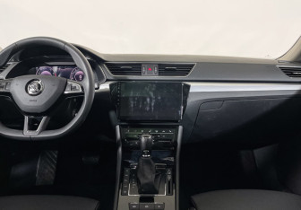 Новый Skoda Superb Liftback 2025 (10 фото)