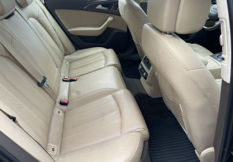 Подержанный автомобиль Audi A6 Sedan 2011 года (11 фото)