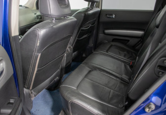 Подержанный автомобиль Nissan X-Trail 2007 года (11 фото)