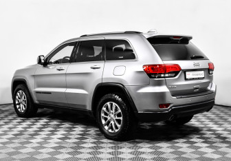 Подержанный автомобиль Jeep Grand Cherokee 2013 года (7 фото)