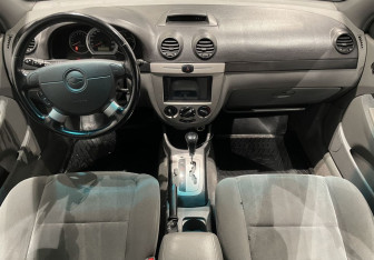 Подержанный автомобиль Chevrolet Lacetti Hatchback 2006 года (10 фото)