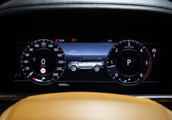 Подержанный автомобиль Land Rover Range Rover Sport 2019 года (14 фото)