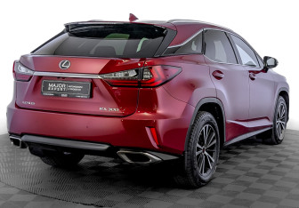 Подержанный автомобиль Lexus RX 2018 года (5 фото)