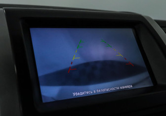 Подержанный автомобиль Nissan X-Trail 2012 года (10 фото)