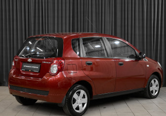 Подержанный автомобиль Chevrolet Aveo Hatchback 2008 года (4 фото)