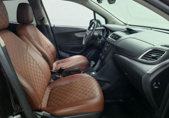 Подержанный автомобиль Opel Mokka 2013 года (9 фото)