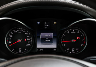 Подержанный автомобиль Mercedes-Benz GLC Coupe 2015 года (12 фото)